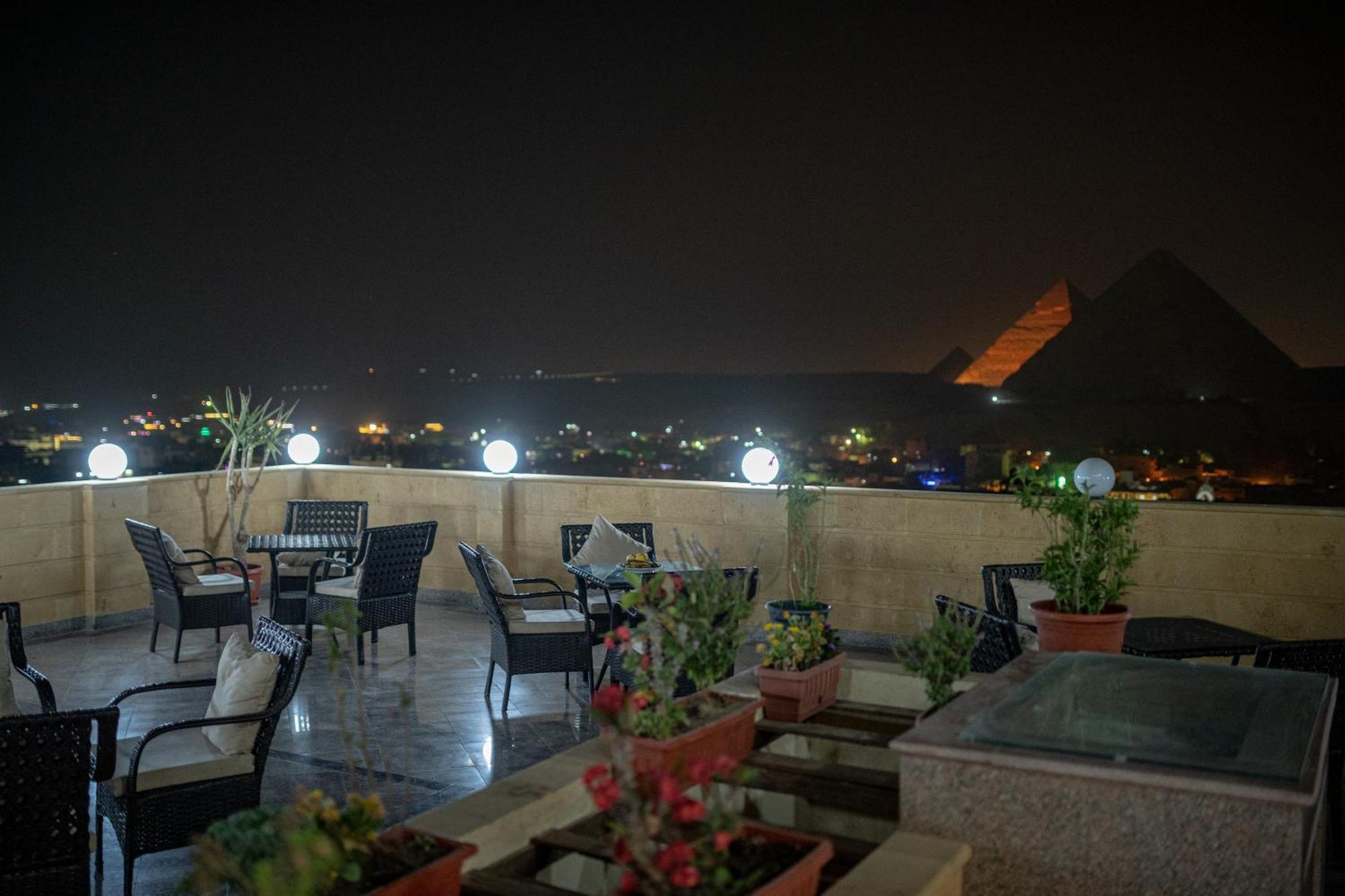 Gardenia Pyramids View Inn Nazlet el-Sîsi Buitenkant foto